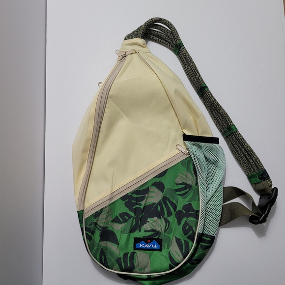 KAVU Paxton Cream and Green Sling Bag - Picture 1 of 12